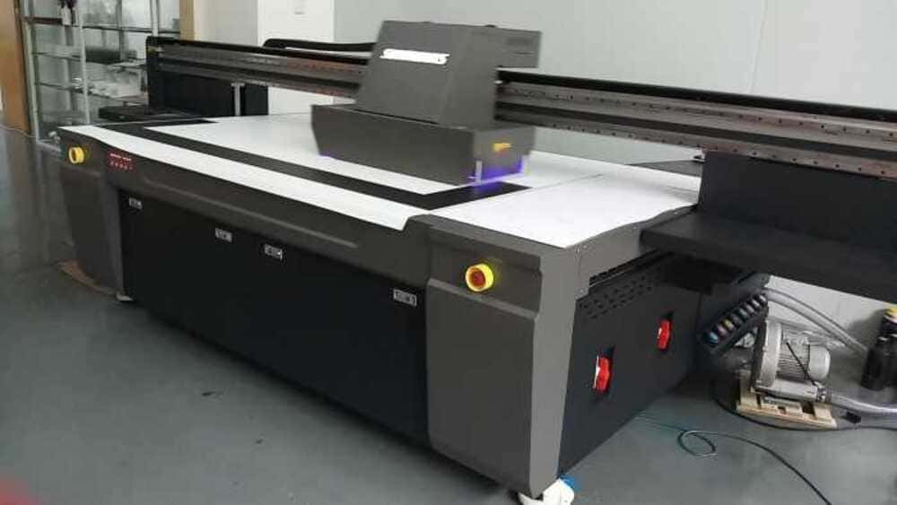 Hướng Dẫn Chọn Máy In Khổ Lớn Phù Hợp Với Nhu Cầu In Ấn Của Bạn